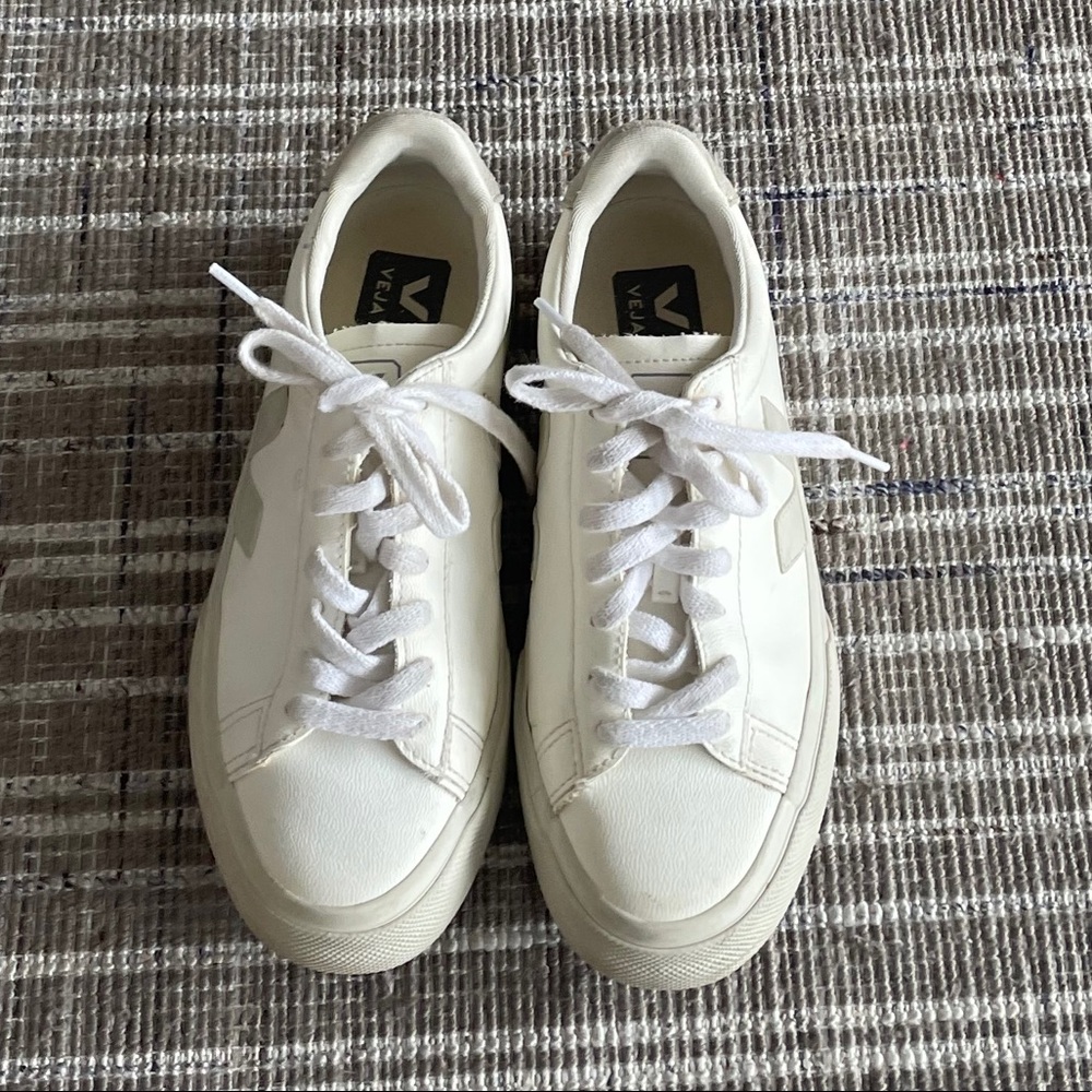 VEJA campo leather sneaker